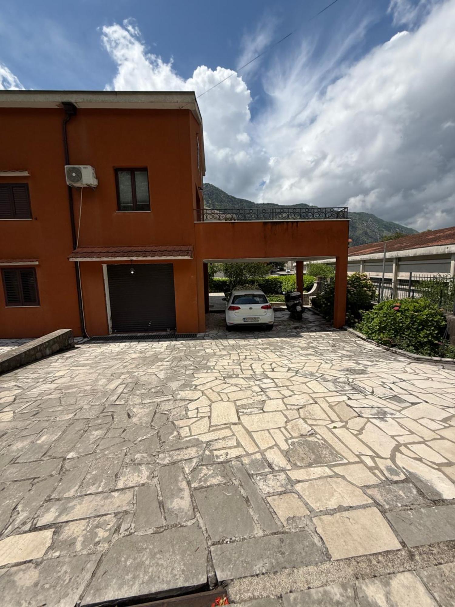 Apartment Atina Kotor Exterior photo